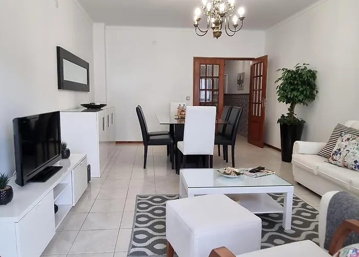 Blue Boat House - The Atlantic Breeze * Nazaré